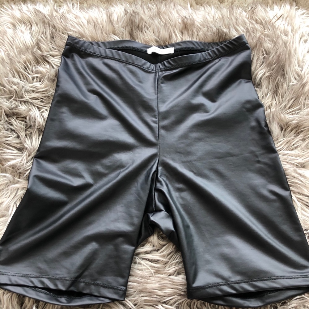 Antistar Faux Leather biker shorts